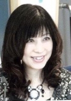 飾巻子、松尾知子