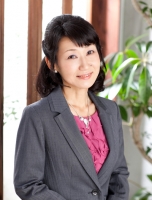 小林佳子