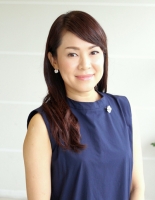 綾田直子